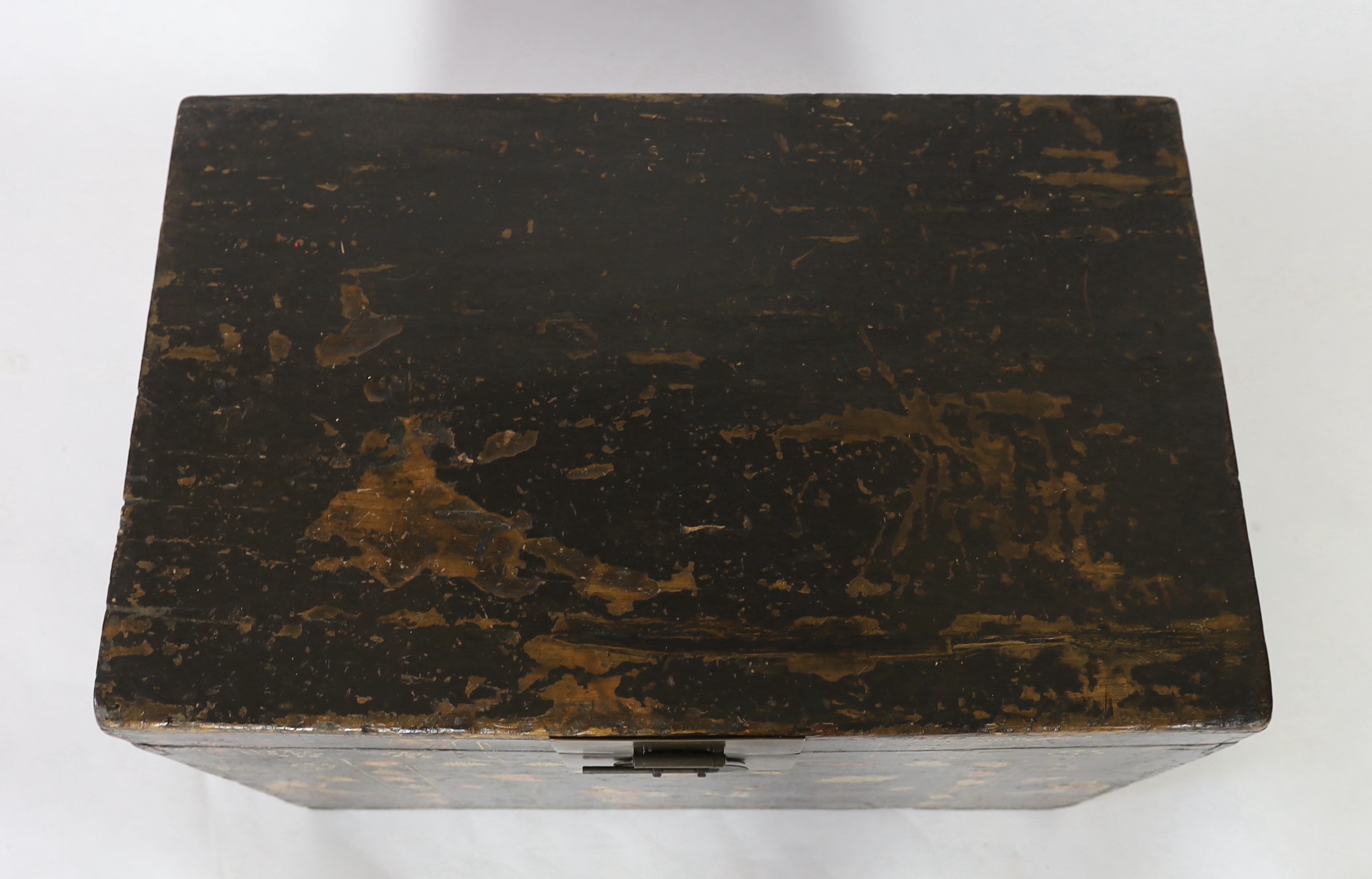 A Chinese lacquer trunk, width 84cm, depth 53cm, height 60cm